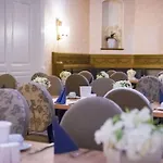Burghotel Hotel 3*