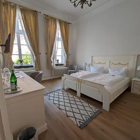 Burghotel 3*