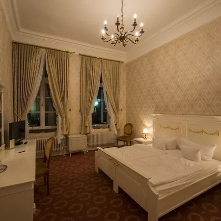 Burghotel 3*