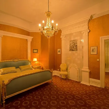 מלון Burghotel