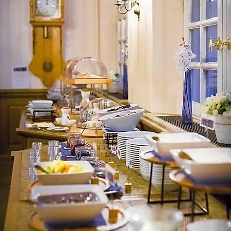 Hotel Burghotel 3*