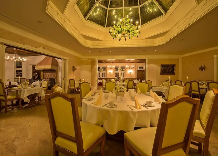 Burghotel ホテル Haselünne